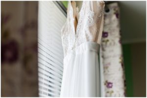 suknia ślubna detal koronka trendy ślubne